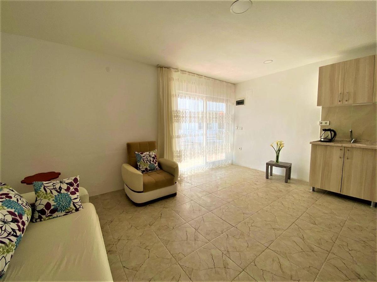 דליאן Gurkan Apart Hotel מראה חיצוני תמונה